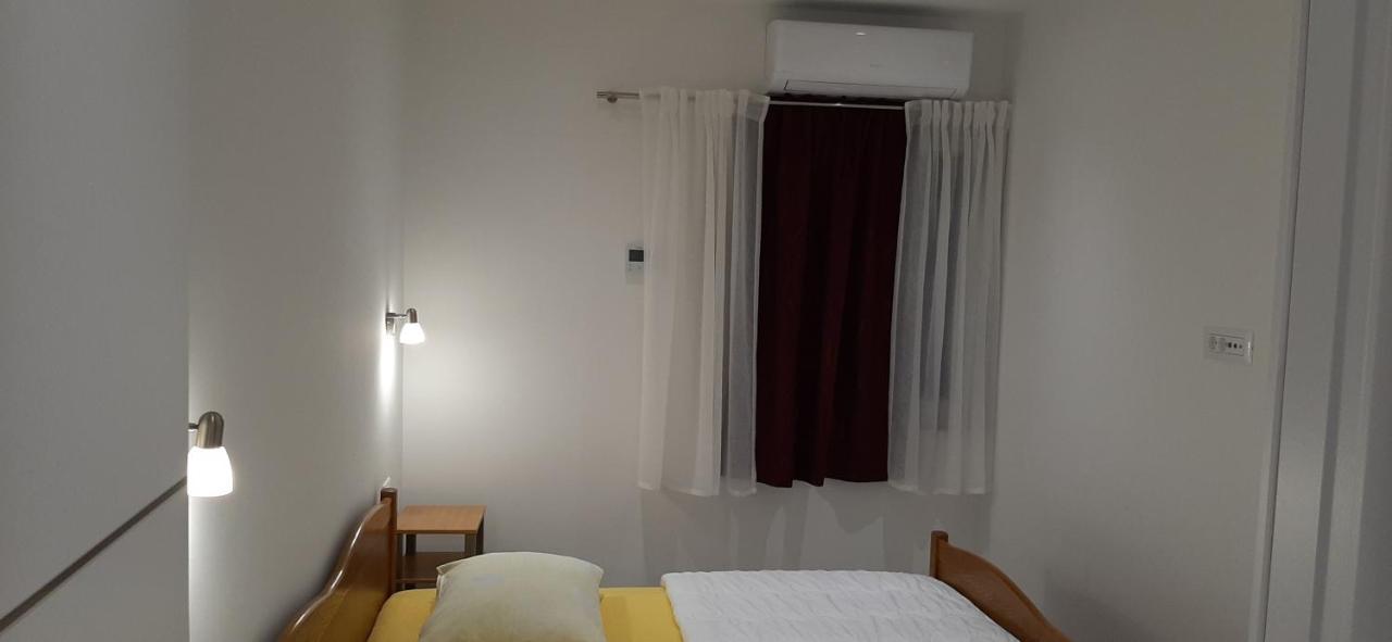 Marin I Vinka Appartement Trogir Buitenkant foto